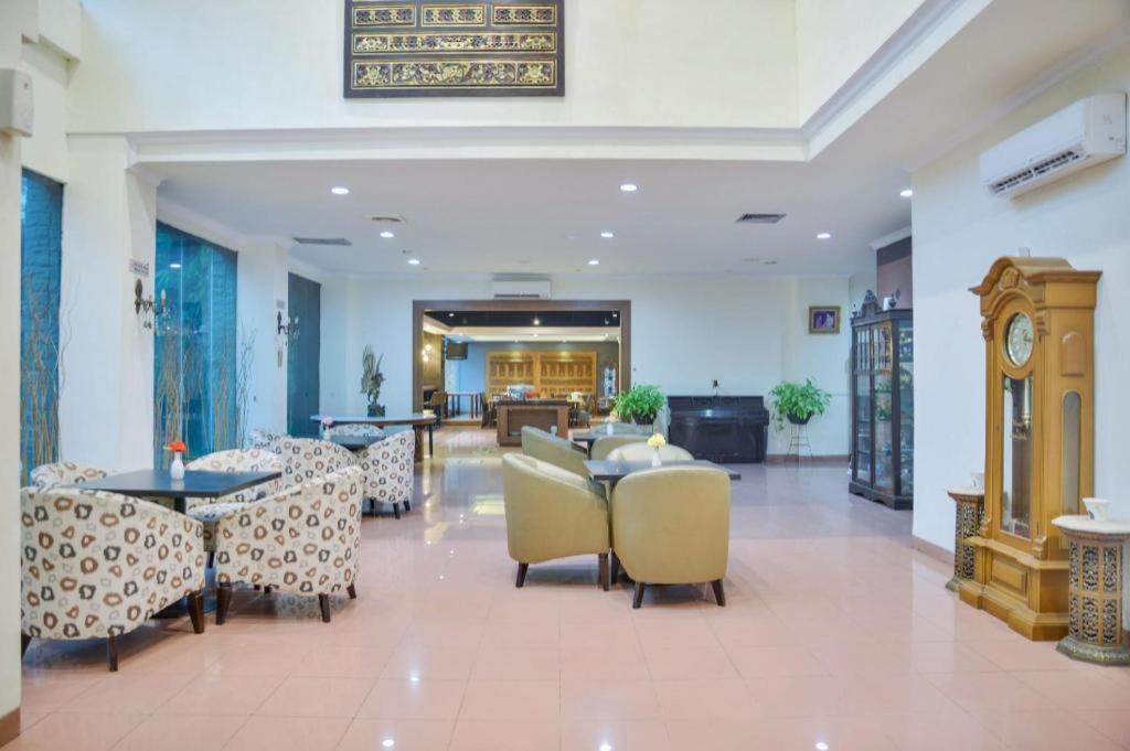 Sleepzzz Hotel Senayan Джакарта Экстерьер фото