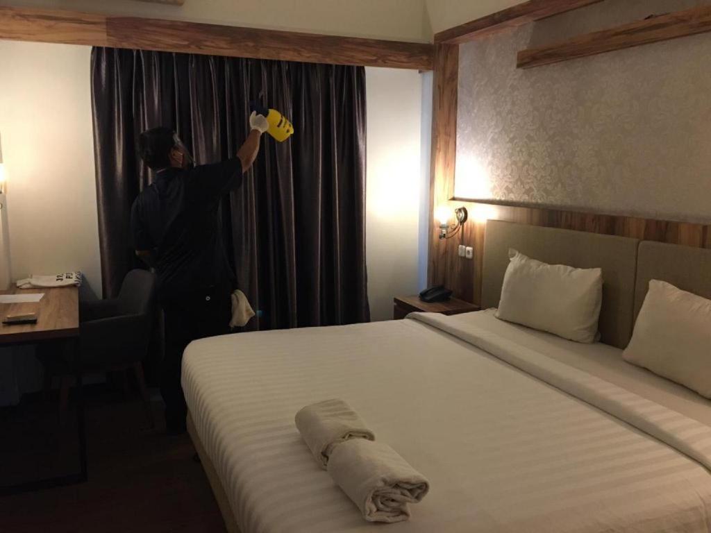 Sleepzzz Hotel Senayan Джакарта Экстерьер фото