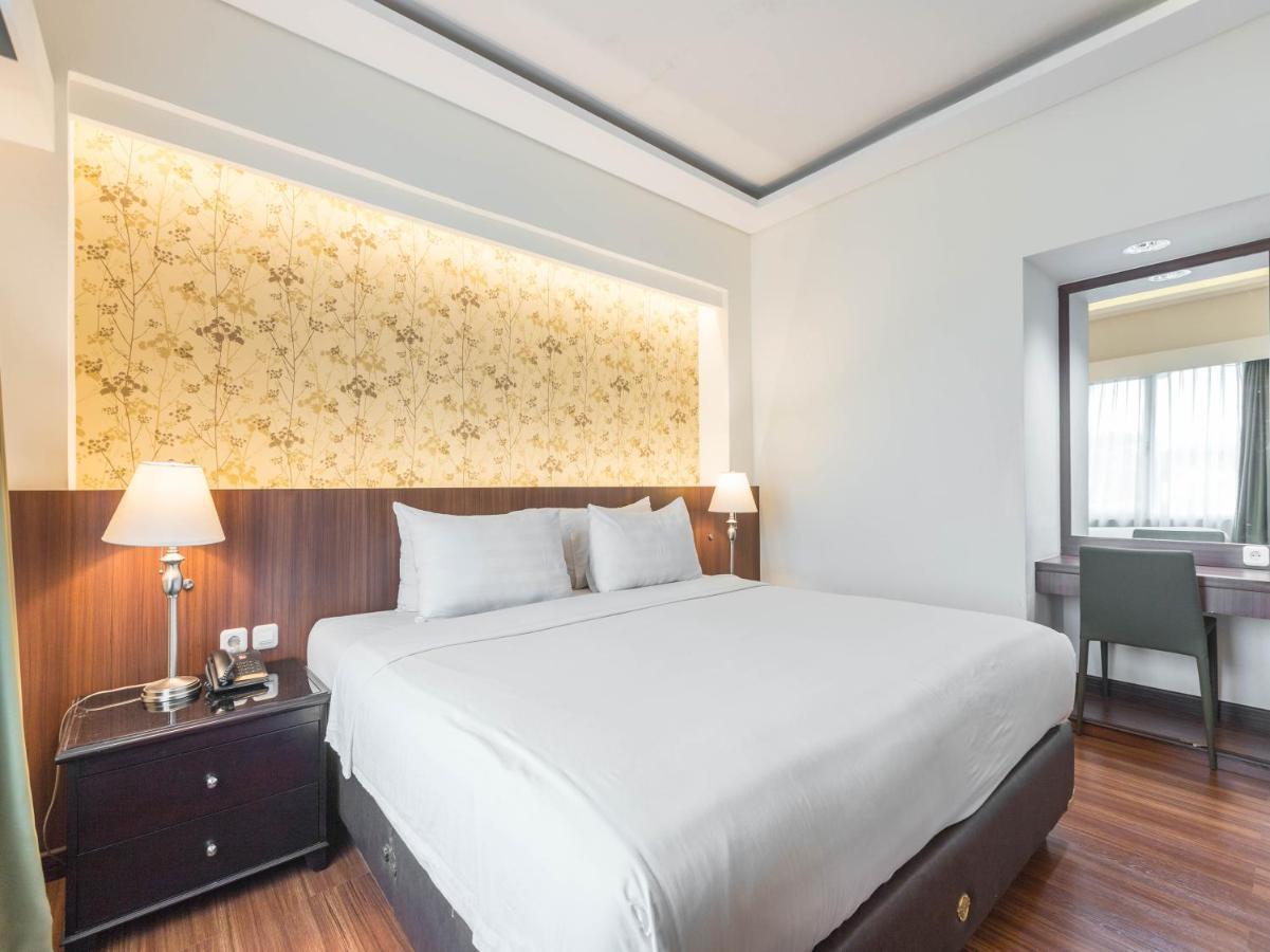 Sleepzzz Hotel Senayan Джакарта Экстерьер фото